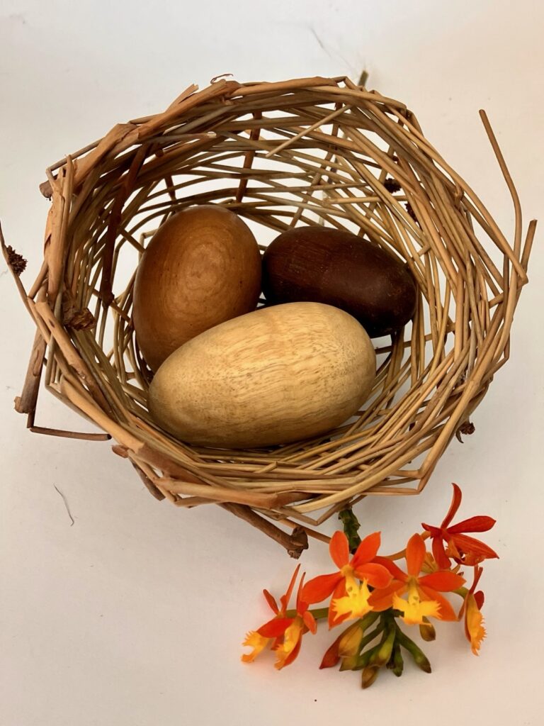 Egg set of three